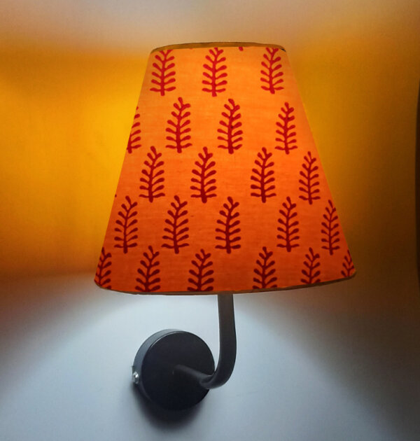 Wall sconce lamp