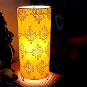 traditional bed side lamp