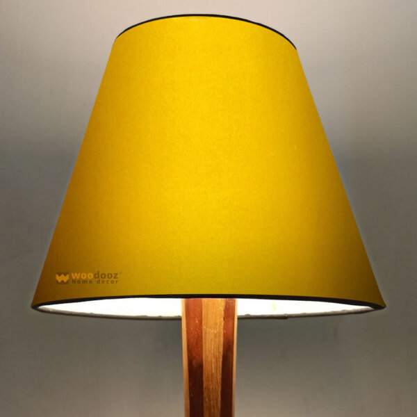 Lamp shade for table lamp