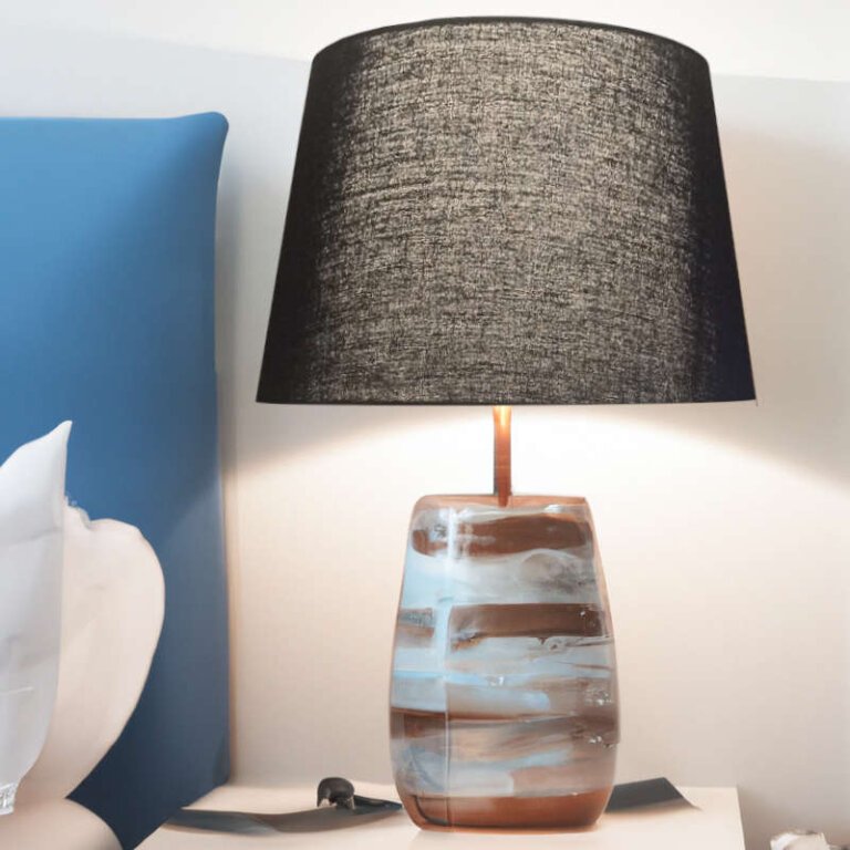 Stunning black fabric lamp shade | For table and floor lamps